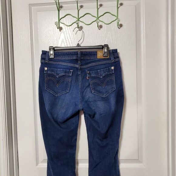 šHostāPickšLevi'sāJeans - Picture 7 of 7